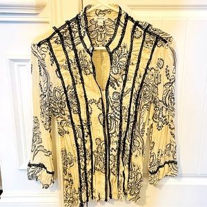 Vintage inspired, sheer gathered material, fitted